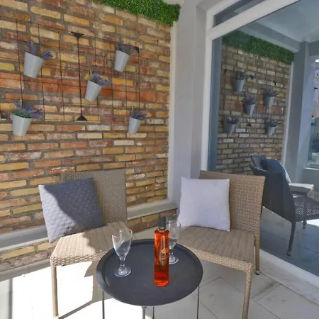 Superior Grey شقة Potamós