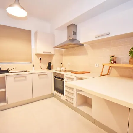 Superior Grey شقة